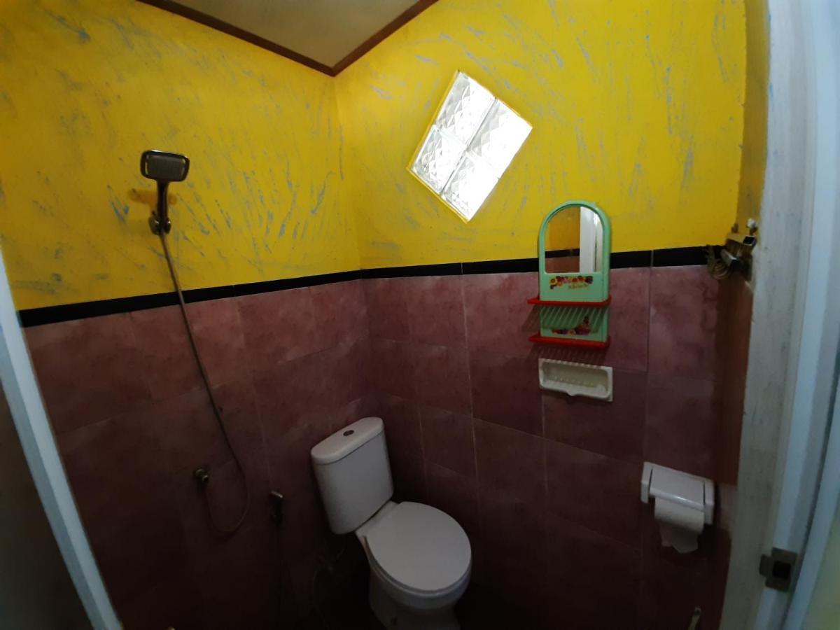 Penginapan Sedap Malam لوفينا المظهر الخارجي الصورة